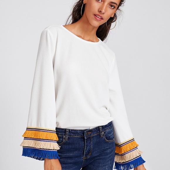 2 Colorful Fringe/Yarn Bell Sleeve Top - Picture 4 of 4